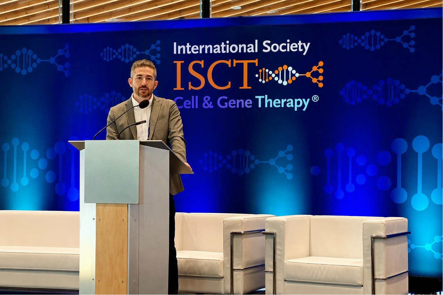 Devin McAvoy presenting at ISCT